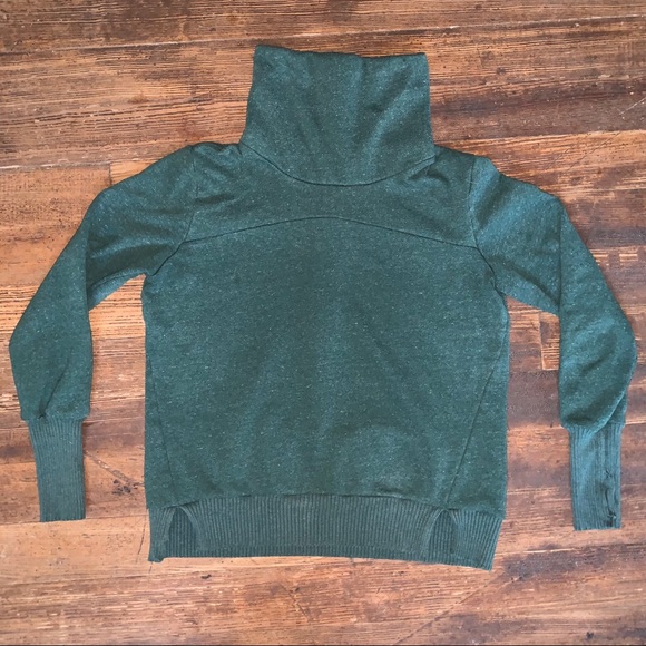 Alo turtleneck sweater - Picture 2 of 4